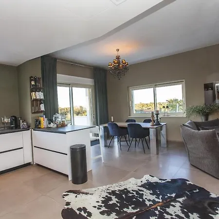 Pergolata In Pool, Jacuzzi & Ruhe * Ostuni