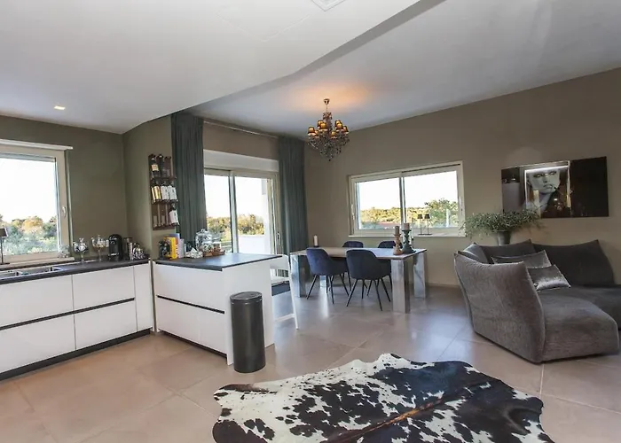 Pergolata In Pool, Jacuzzi & Ruhe * Ostuni