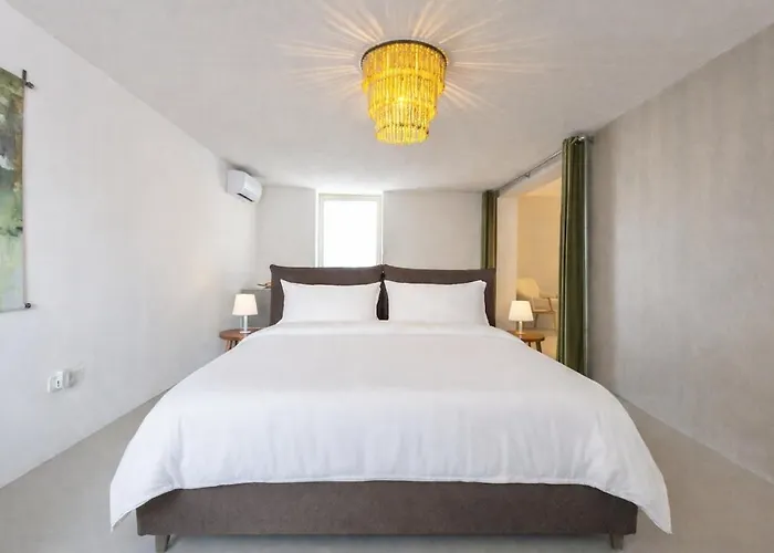 Pergolata In Pool, Jacuzzi & Ruhe Ostuni