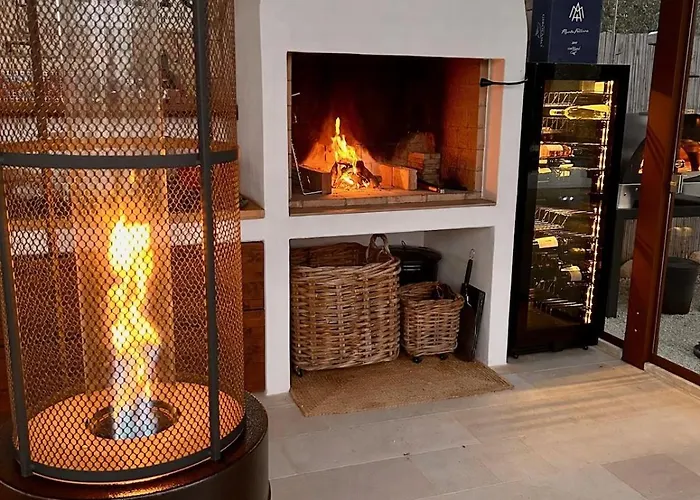 Villa Pergolata In Pool, Jacuzzi & Ruhe