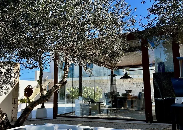 Pergolata In Pool, Jacuzzi & Ruhe Villa