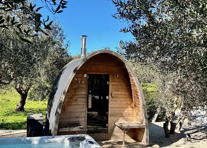 Villa Pergolata In Pool, Jacuzzi & Ruhe Ostuni